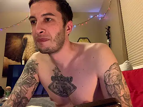 BWCJUICYJOSH élő XXX-chatje
