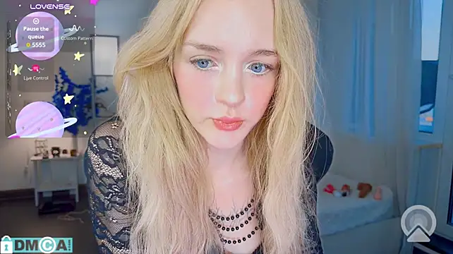 Aliceglass__ Live XXX-Chat