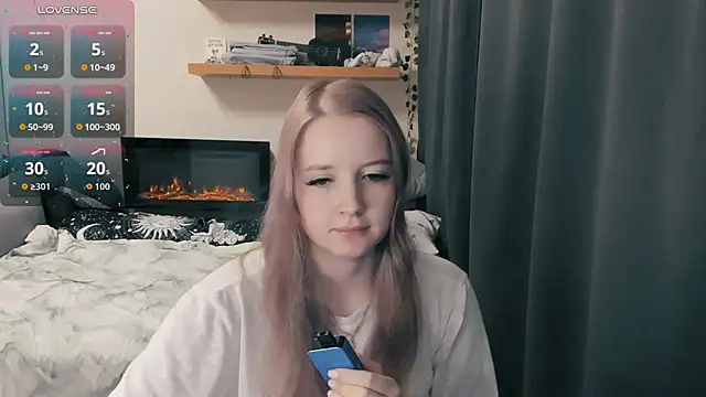 Alyaleyn Live XXX chat