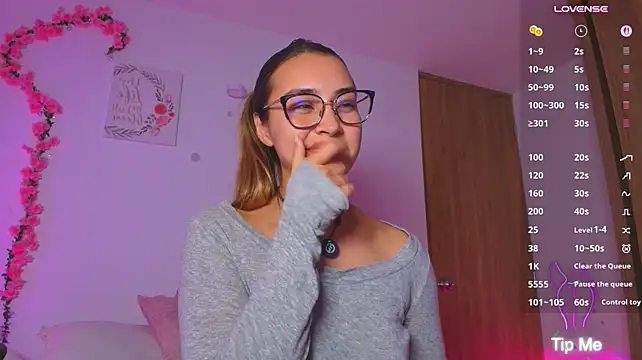 دردشة PollyGrey_1 الجنسية المباشرة