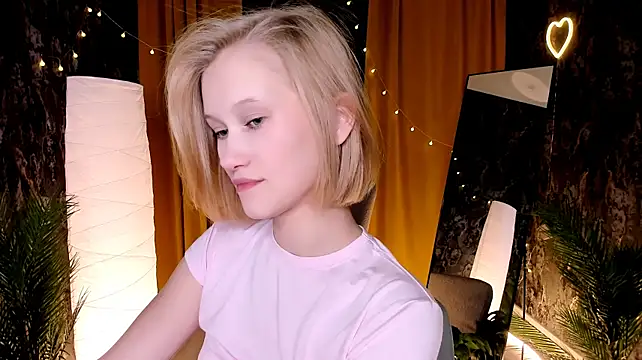 LovieVivien live XXX chat