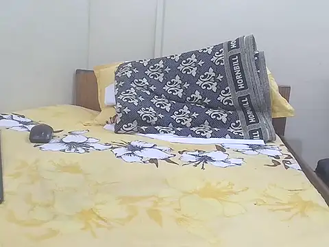 CockyM_Brown Adlı Modelin Canlı XXX Sohbeti