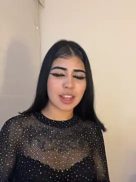 -Brittanny: онлайн-секс-чат