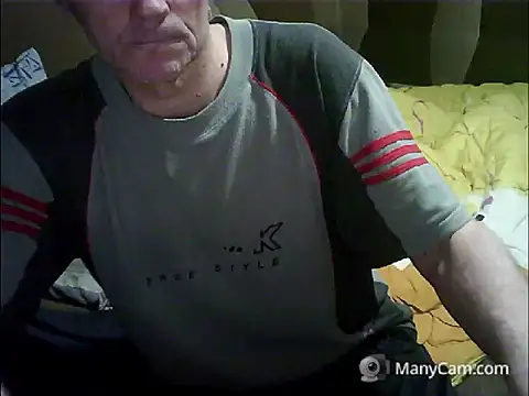 Mr__XX's Live XXX Chat