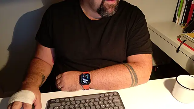 Živý XXX chat BearOfficer