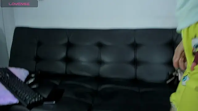 roxanne_jones1 élő XXX-chatje