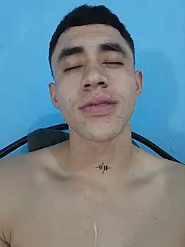Cris-h Live XXX Chat
