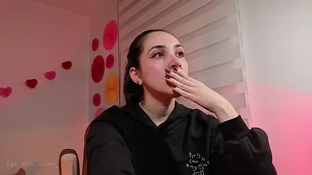 Czat XXX na żywo – SarahCastillo_