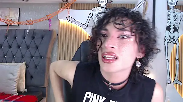 Anaciet_Evans Show in webcam