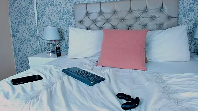 VelvetEros Live XXX-Chat