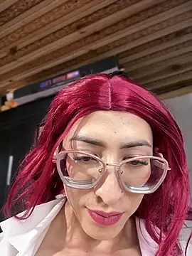 Chat XXX en directo de NICOLLE__12
