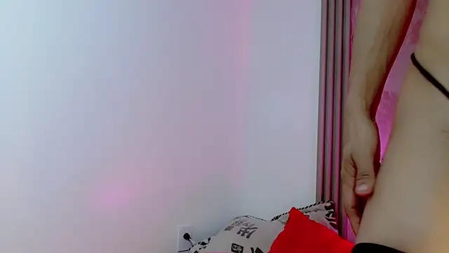 Divinity_ross' Live XXX Chat