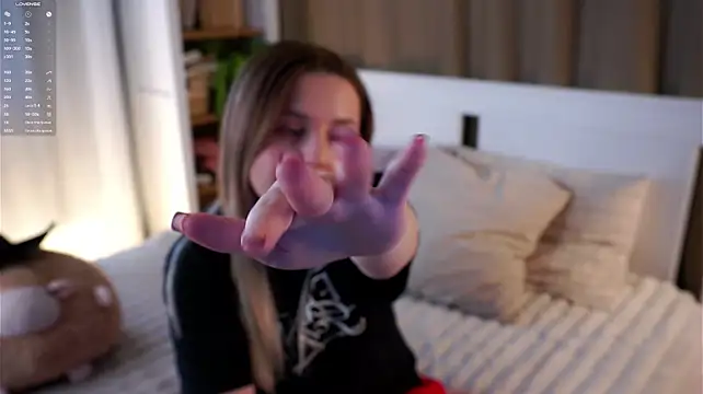 دردشة MirevexaOne الجنسية المباشرة