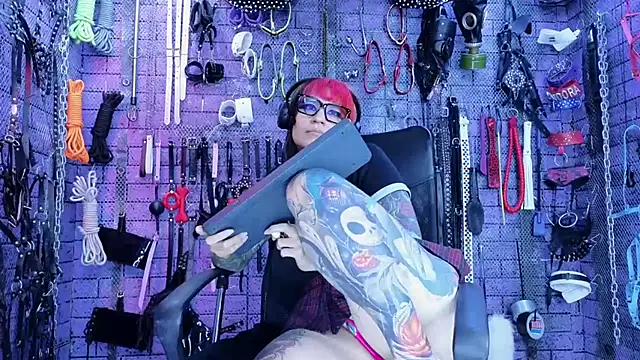 Chat +18 de PANDORANEZZ ao vivo