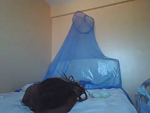 XXX chat uživo modela pinky-lips