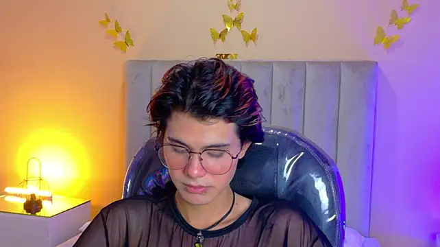 Derek_Sinn Live XXX-Chat