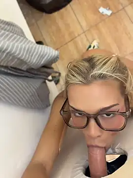 Czat XXX na żywo – Nicoleevien
