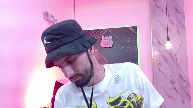 KingOfTemptation Chat XXX in diretta