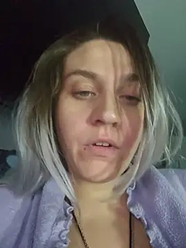 ScarletsWeb's Live XXX Chat