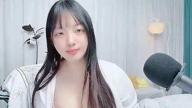 Winnie666999 Chat XXX in diretta