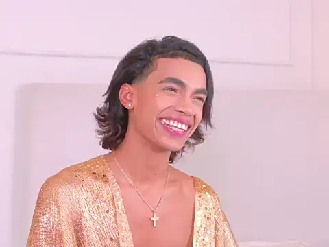 Онлайн чат XXX AlanCuute