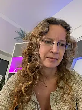 AnnikaRose Chat XXX in diretta