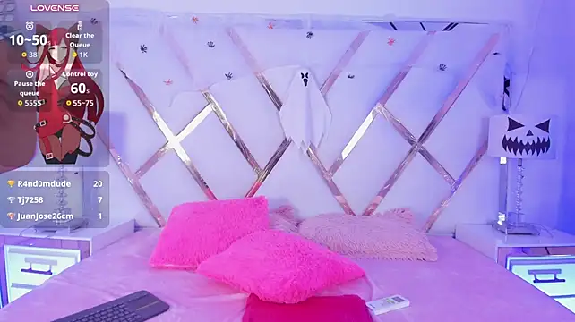 Živý XXX chat mia_cherryy