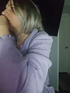 ScarletsWeb live XXX chat