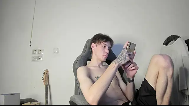 Holy_Master XXX чат на живо