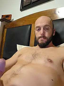 Chatroom XXX en direct de piercedhunk56