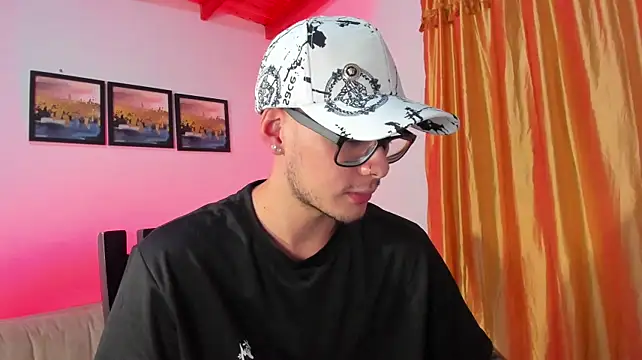 XXX chat uživo modela Vlad__night