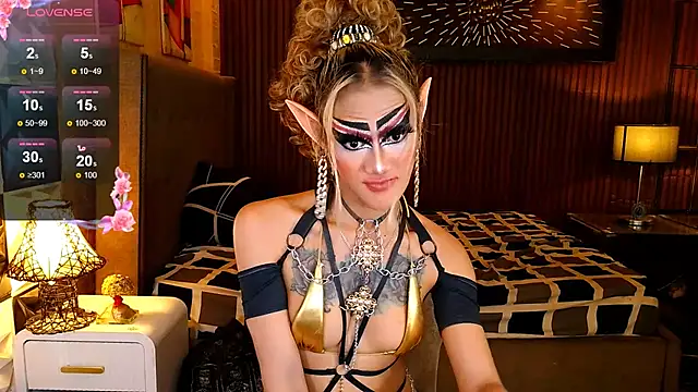 HorseCockDivine's Live XXX Chat