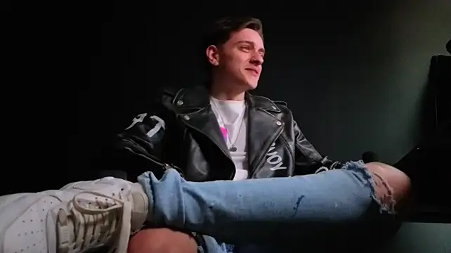FelixStarkk Chat XXX in diretta