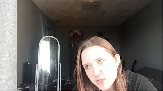 AlessandraToth's Live XXX Chat