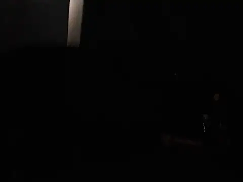 slim_baddie_ webcam show