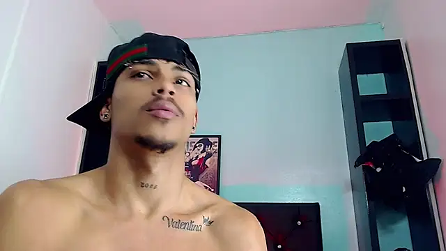 Angel_foxc13のライブXXXチャット