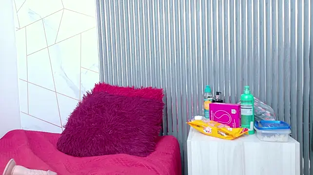 kata_97 Adlı Modelin Canlı XXX Sohbeti
