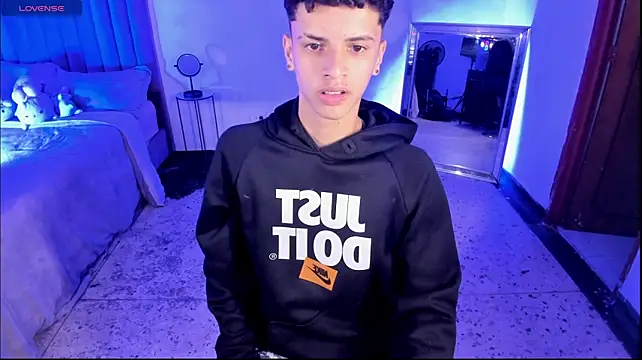 JuniorPrinceMorris Live XXX Chat