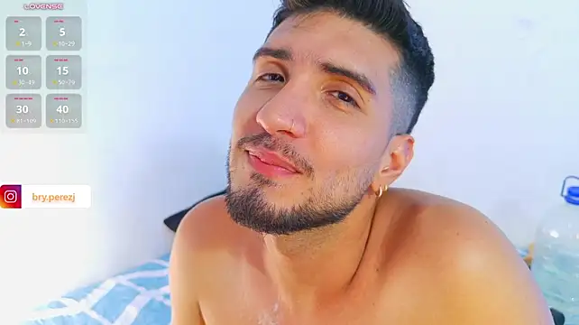 XXX chat uživo modela bryXonStorm