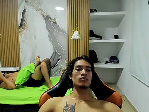 Chatroom XXX en direct de kenshi_roa