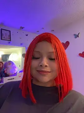barbiee_doll1 Adlı Modelin Canlı XXX Sohbeti