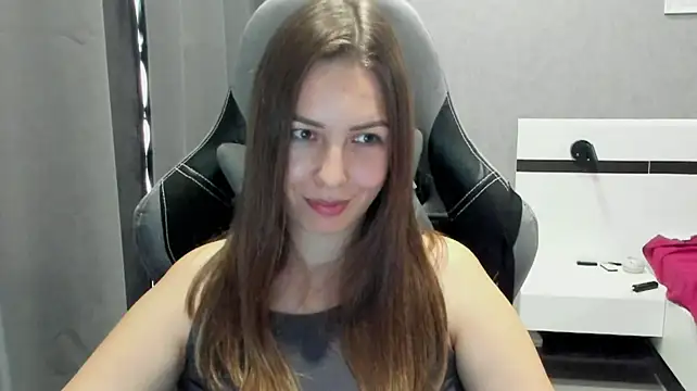 Mia_shy1's Live XXX Chat