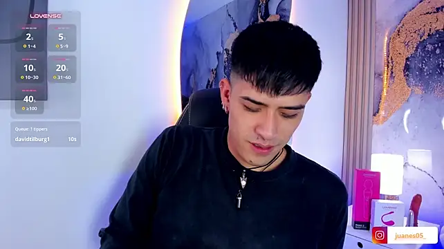 แชท XXX สดของ RyanClark_