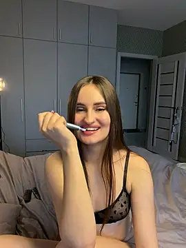 XXX chat uživo modela Lizzie_Castillo