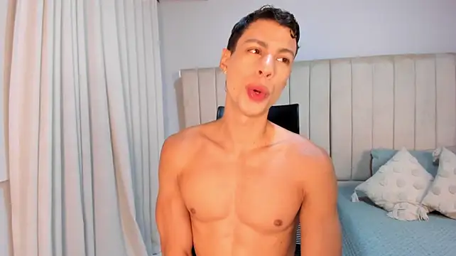 JustPhantom – Naživo XXX chat