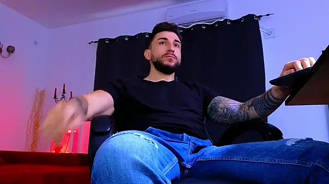 MightyAaron66 Chat XXX live