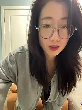 weiwei103's Live XXX Chat