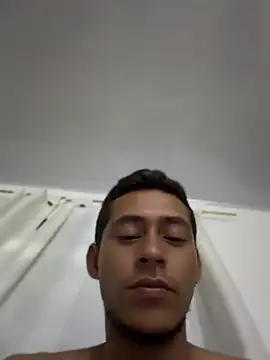 Boy_hot-: απευθείας συνομιλία ΧΧΧ