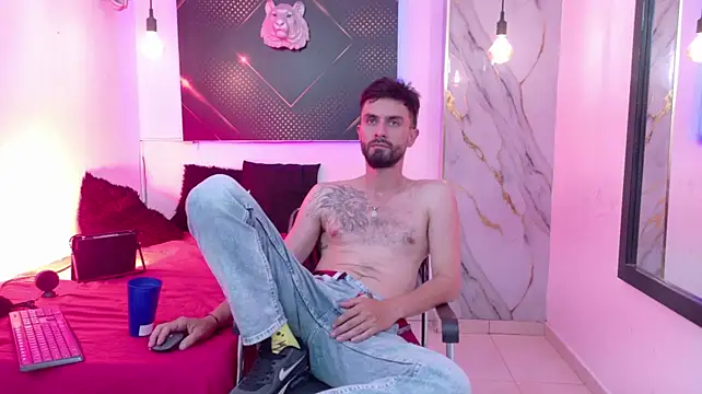 KingOfTemptation Adlı Modelin Canlı XXX Sohbeti