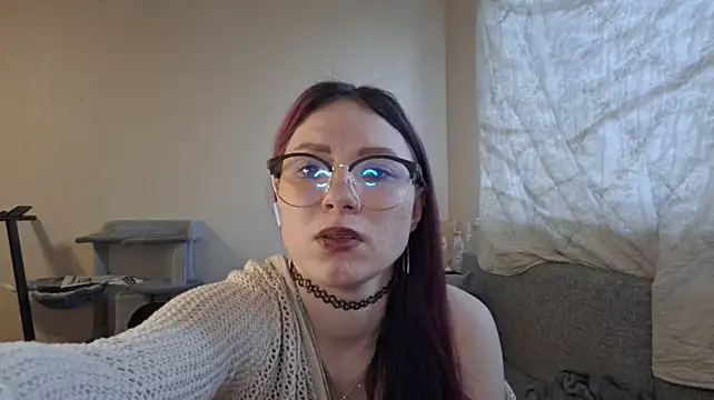 Chat +18 de MarylouSchnopp ao vivo
